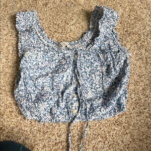 American Eagle Outfitters Light Blue & White Floral Crop Top